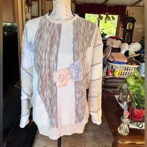 Women’s vintage Western Connection acrylic floral patch mixed media sweater.
